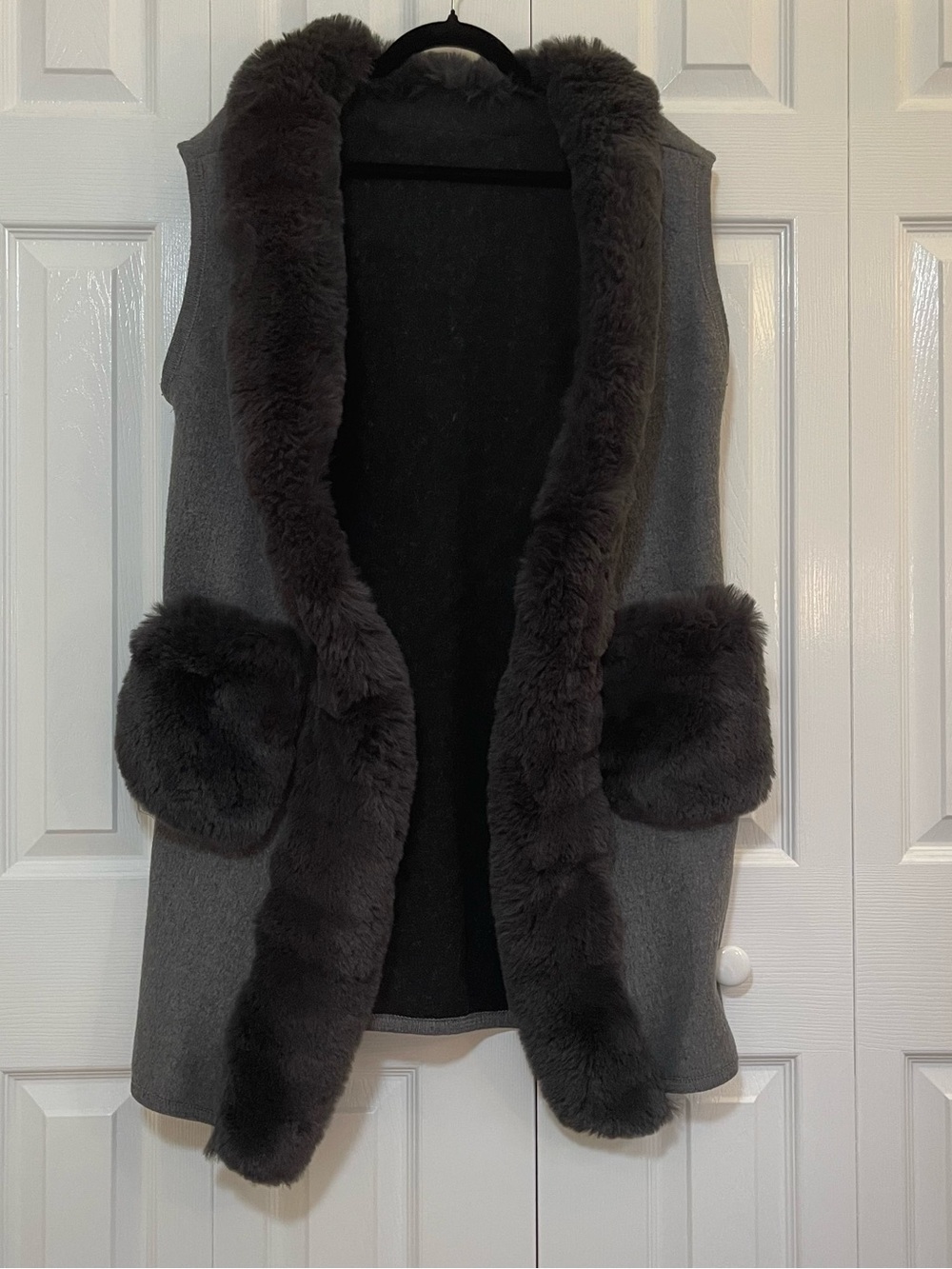 Faux Fur Trimmed Gray Sleeveless Coat